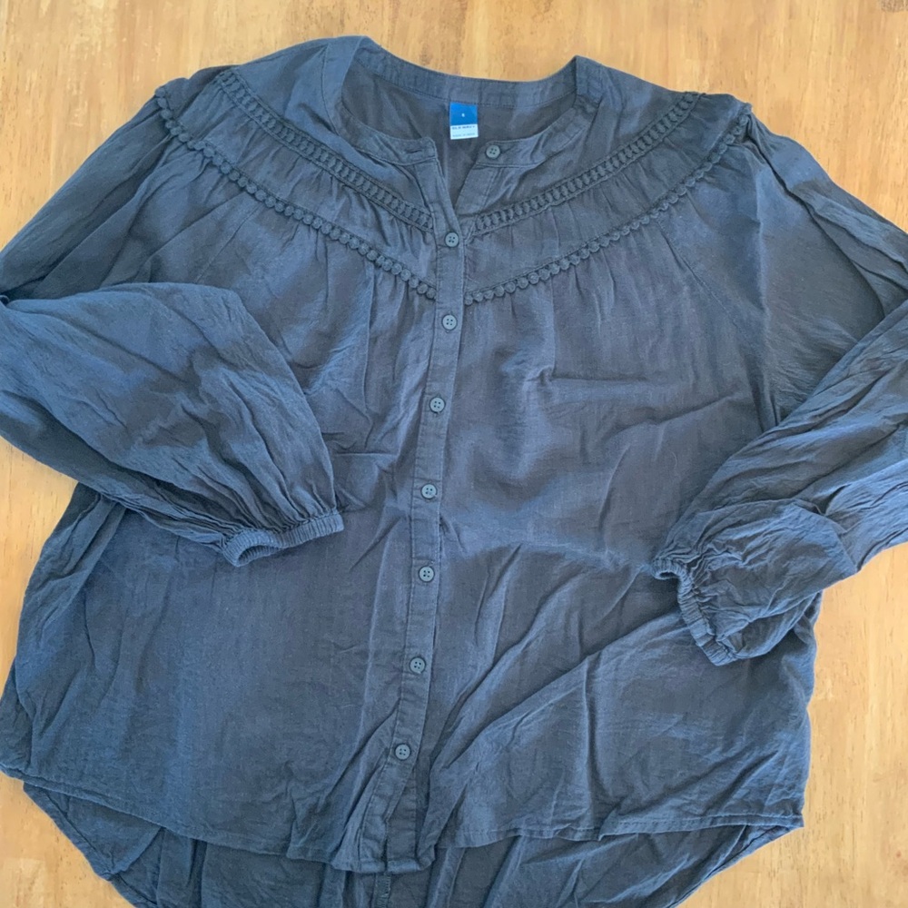 Old Navy Grey Lightweight Blouse
